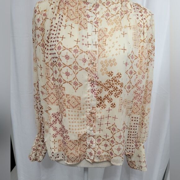 Fate Button Up blouse tan/cream Long Sleeve Sz Small - Picture 2 of 11